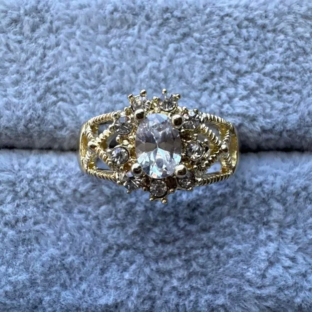 Unbranded Women's Gold and Silver Jewellery